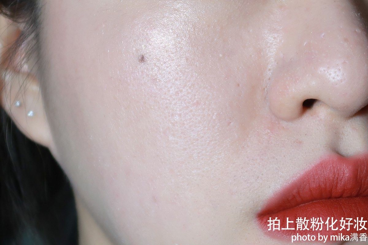 二白橄榄皮的天菜粉底色号 我的肤色一点都不橄榄 反而是泛红泛