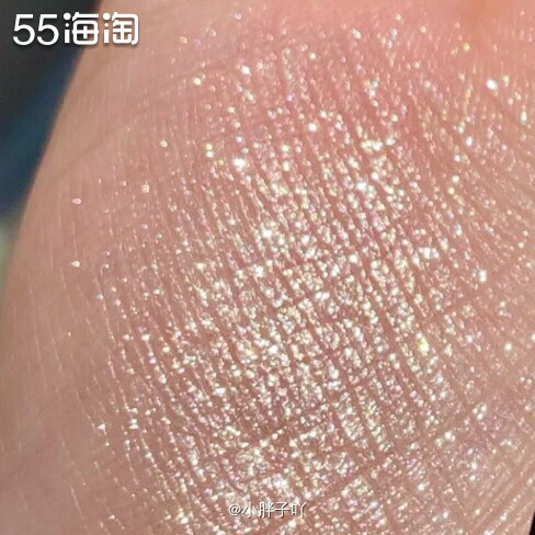 🐳终于找到了一款能够和UD颜色极为相近的高光了 🐳UD的