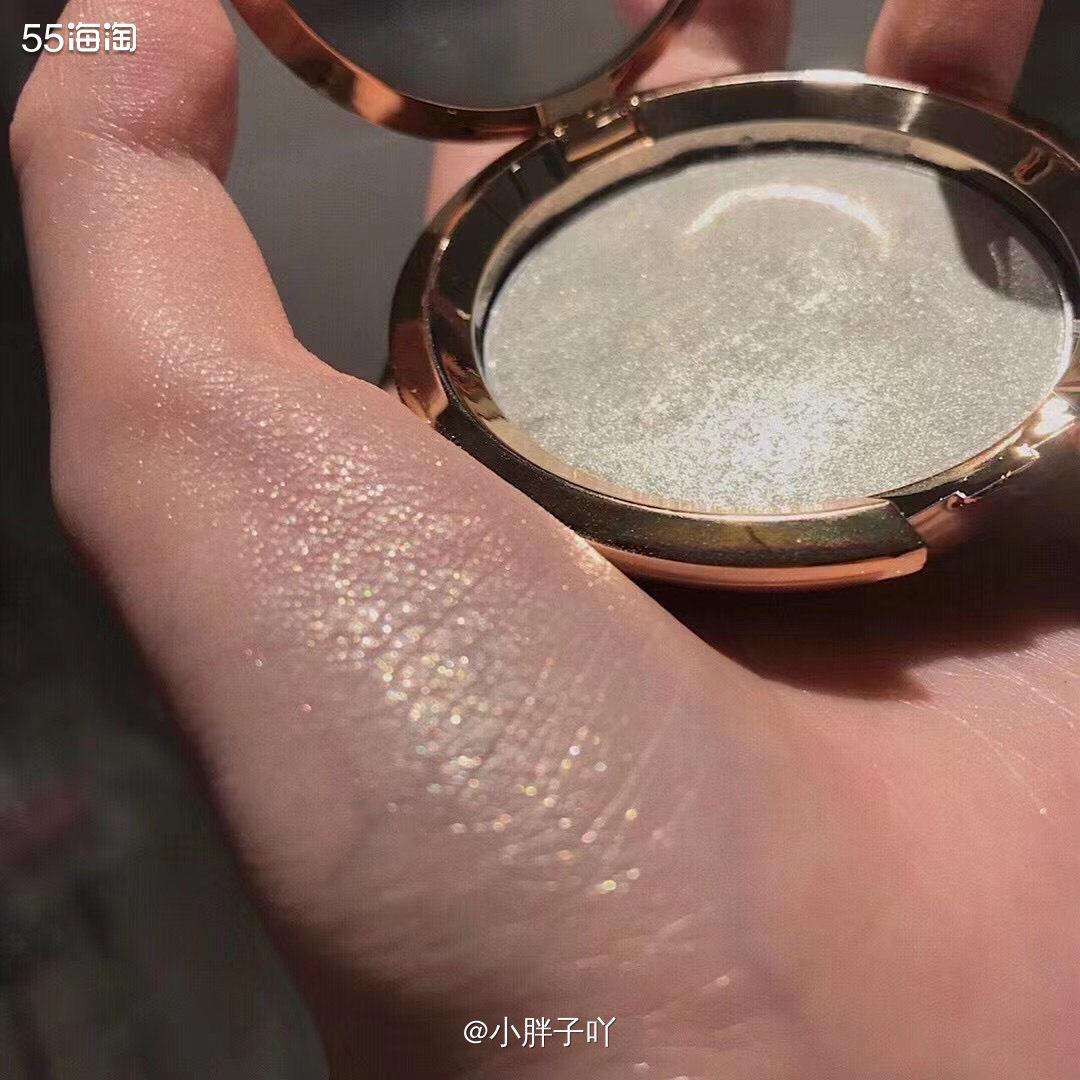 🐳终于找到了一款能够和UD颜色极为相近的高光了 🐳UD的