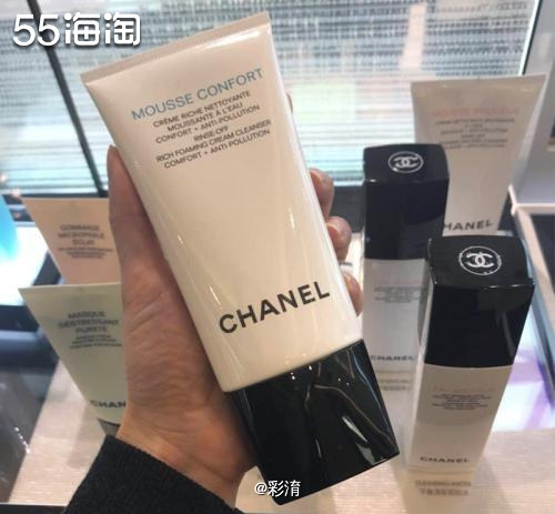 香奈儿的山茶花系列是小香家比较经典的产品，这款洗面奶主打卸妆