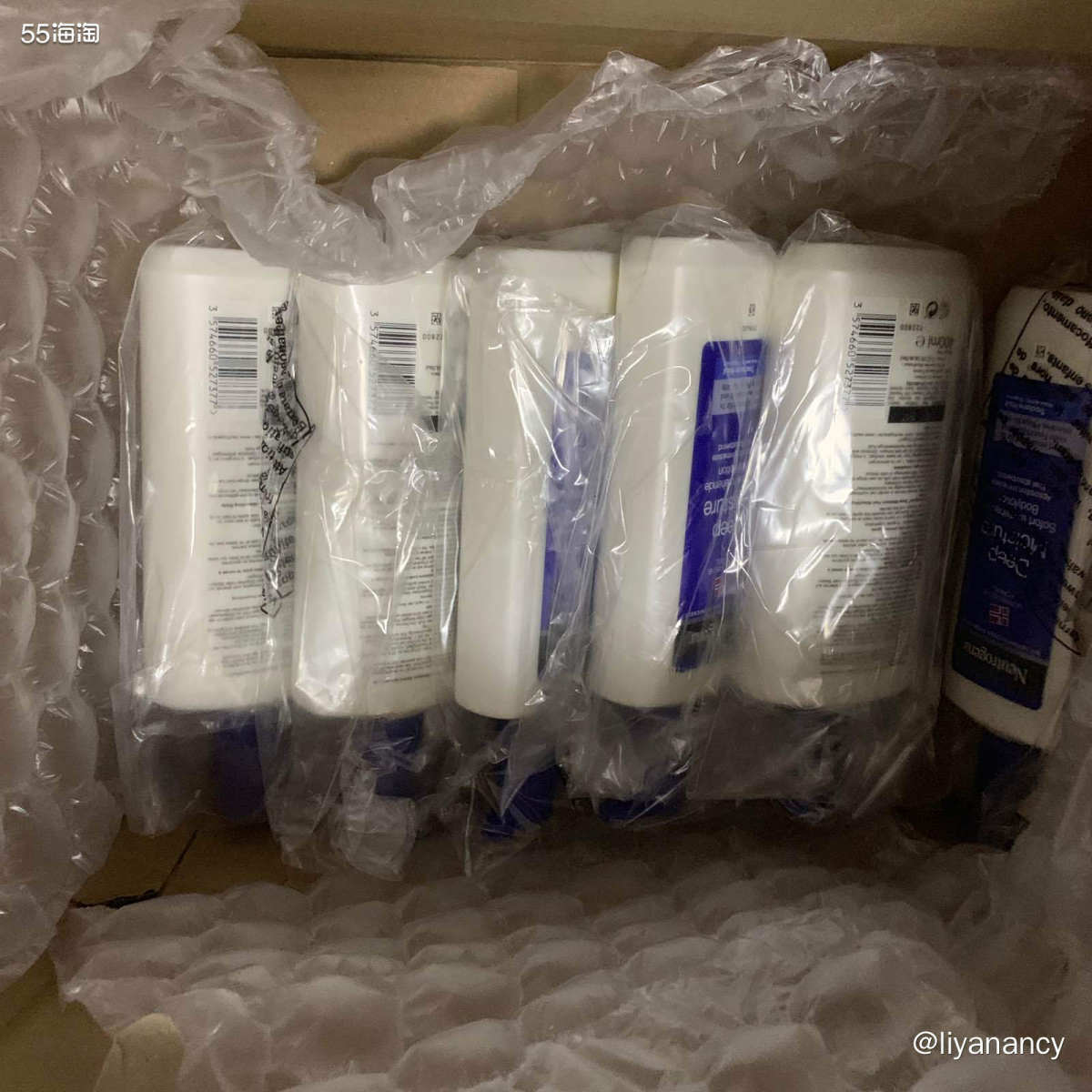 ✨这两个都是亚马逊海外购入手的身体乳，从下单到到手差不多半个