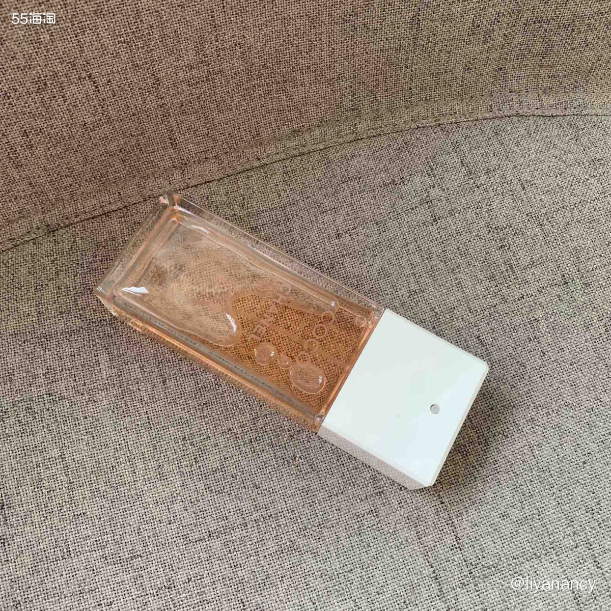 🍎外观：这个包装相对来说比较简单，中规中矩  🍊喷嘴设计