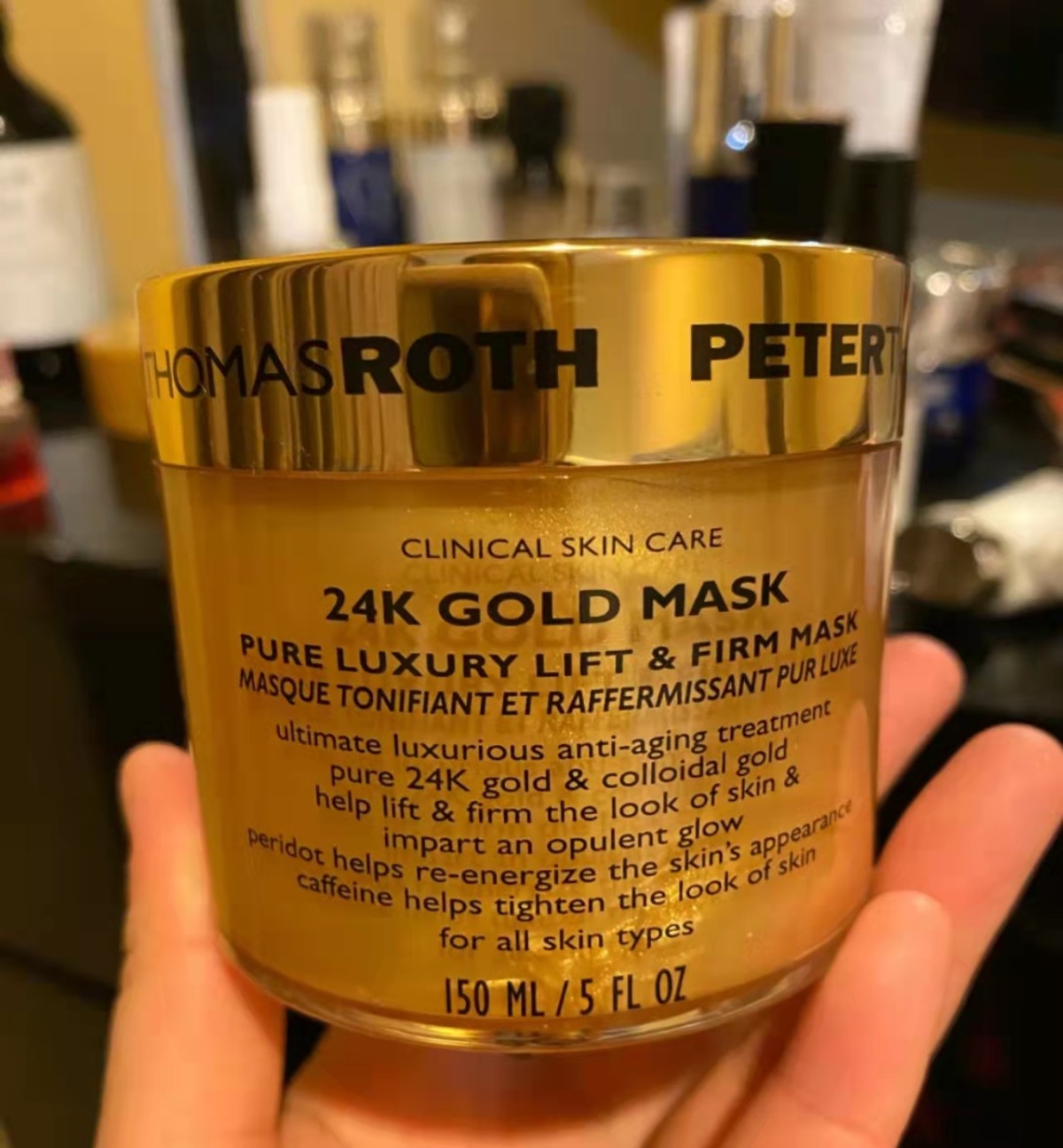 Peter Thomas Roth 24K黄金面膜能够令肌肤