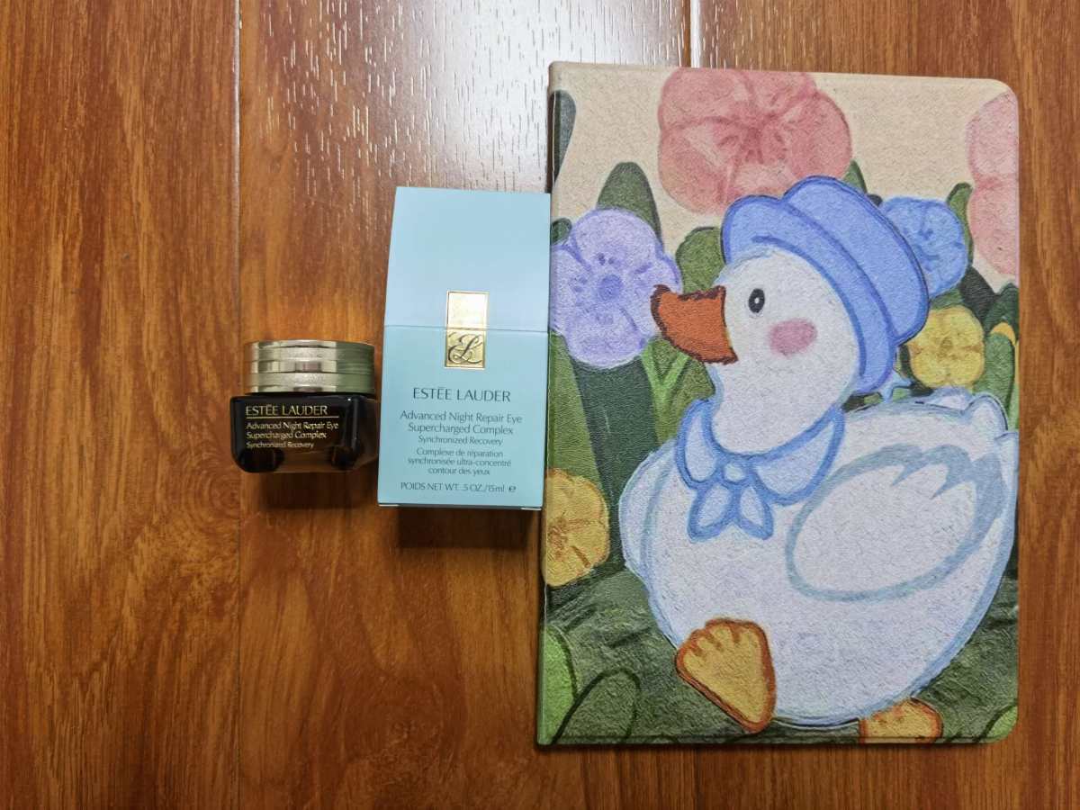 正装眼霜有盒15g  余2 粉洁125ml 余2 原生液 4