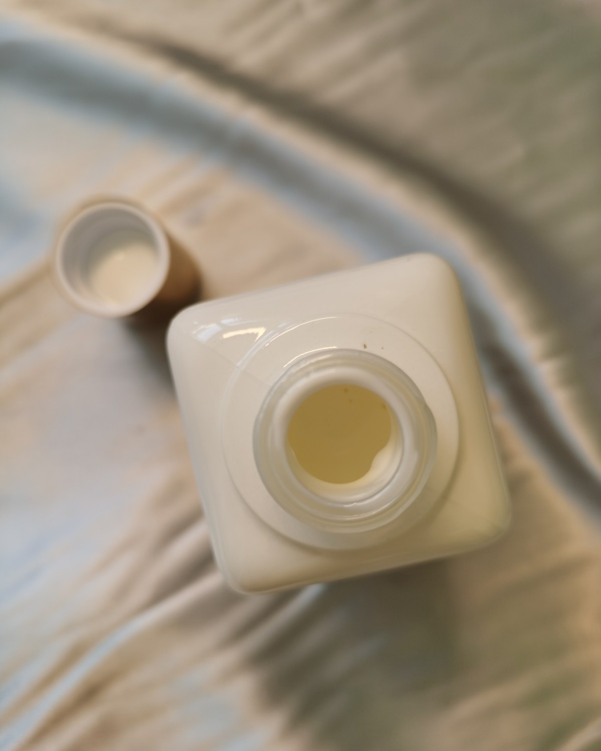 ✅希思黎全能乳，超级出名的一款乳液，啥都好，就是价格真的是有