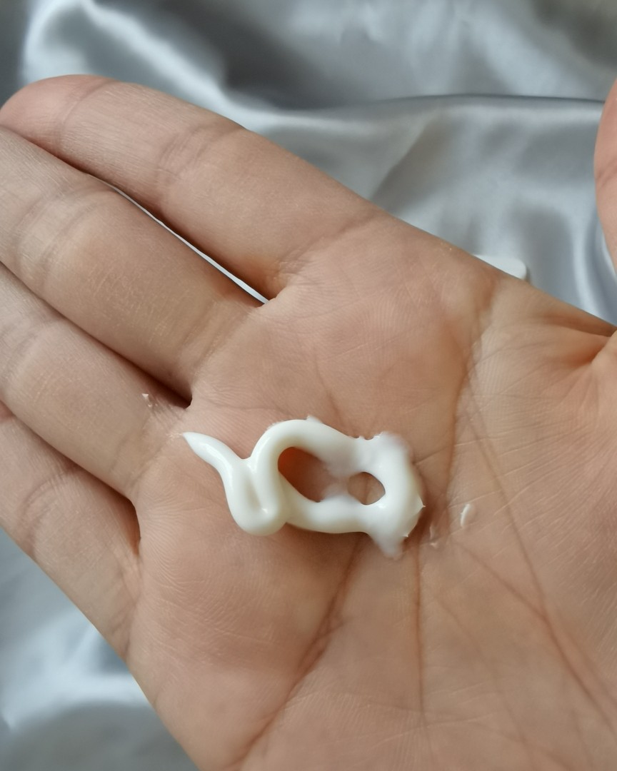 ✅曾经最爱的护手霜是茱莉蔻玫瑰护手霜，自从自己加入海淘，茱莉