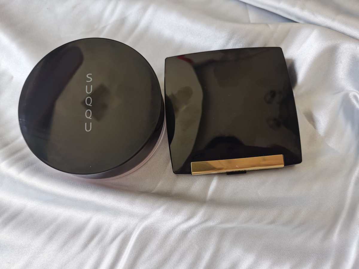 ✅Suqqu散粉空瓶啦，目前接替的是兰蔻干湿粉饼，新欢旧爱排