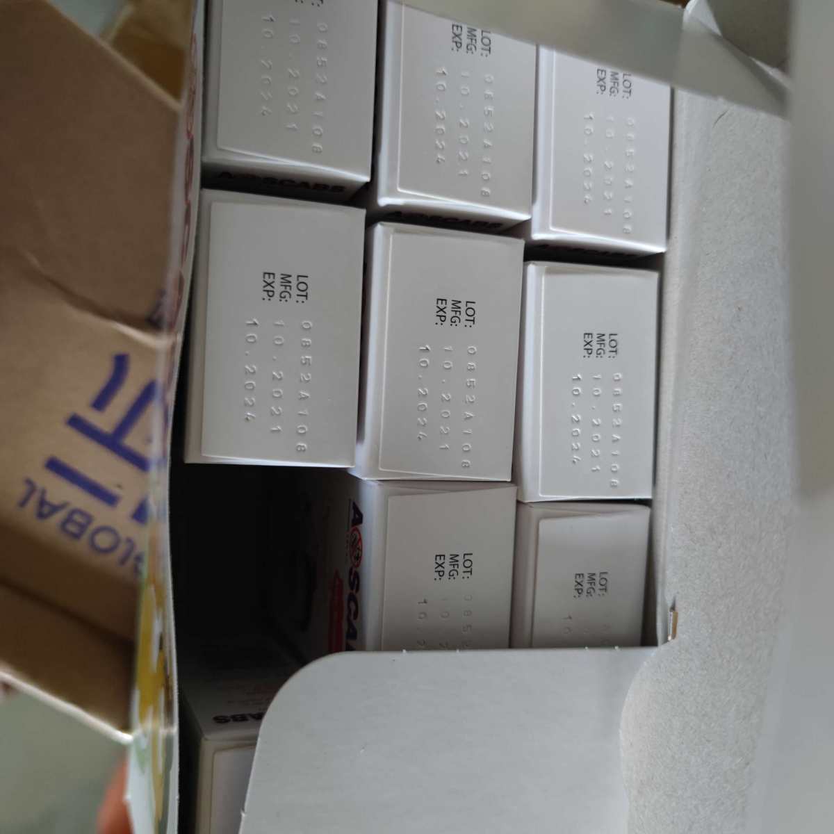 因为住的地方不朝阳，螨虫特别多，皮肤特别容易长红点，到晚上还