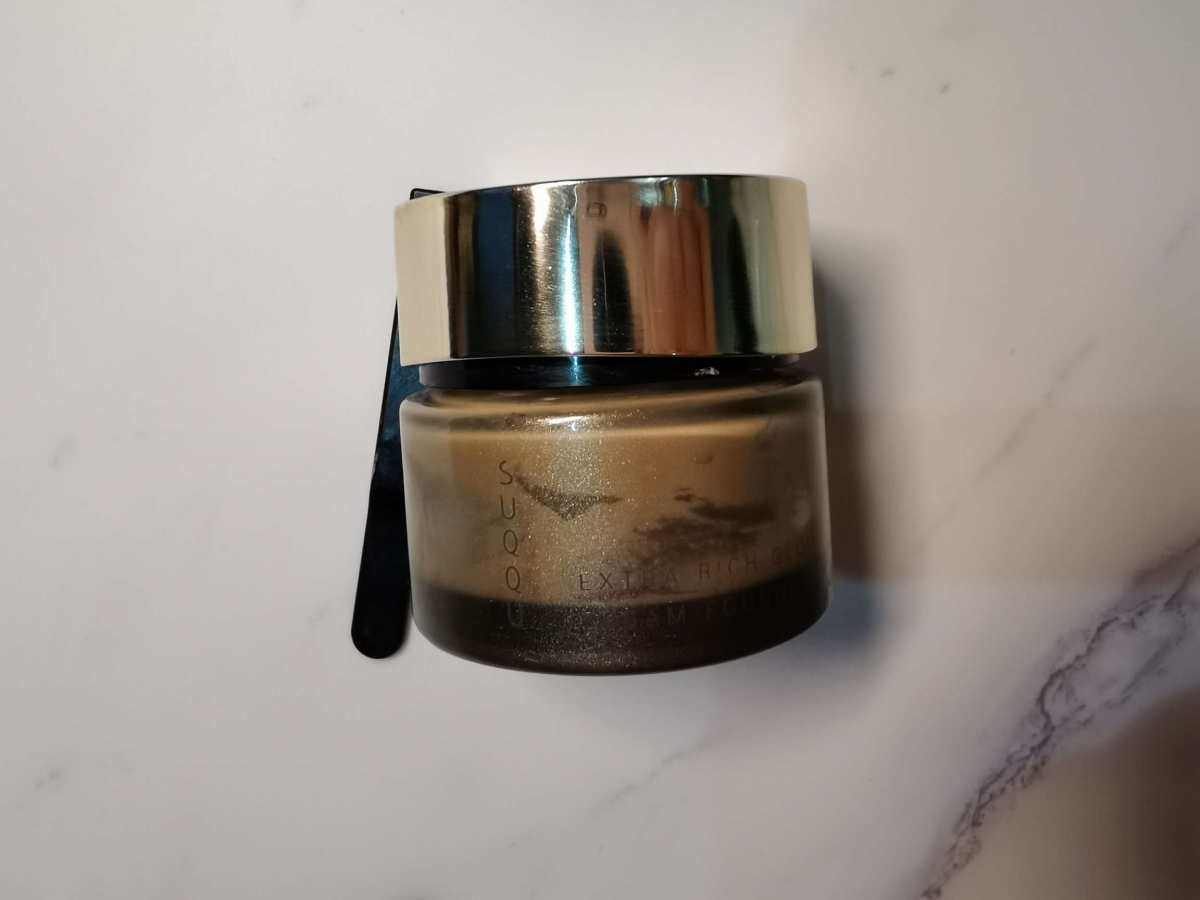 ✅我非常喜欢日本的各款彩妆，suqqu这个粉霜是我用了很多年