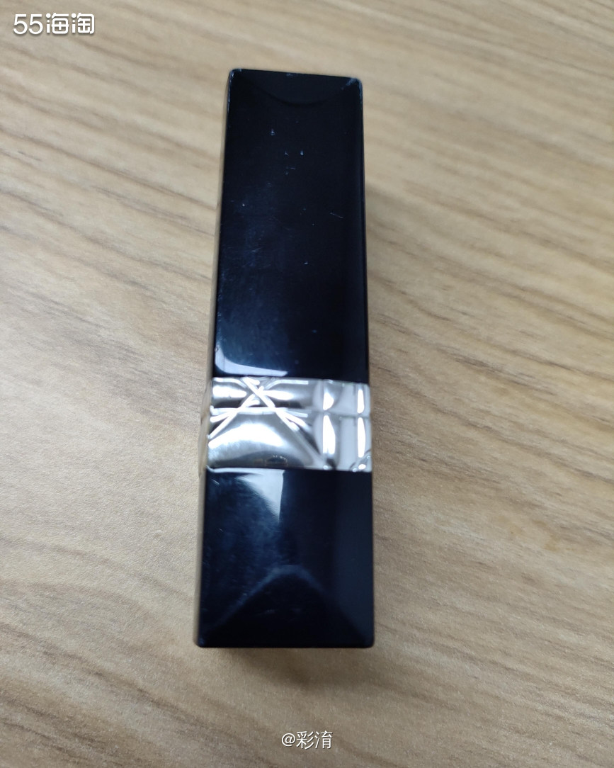 说到口红💄必须得有迪奥999的一席之地，迪奥999又分为滋