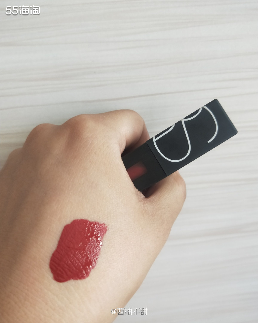✨品牌——NARS纳斯  ✨色号——NARS​哑光唇釉#VA