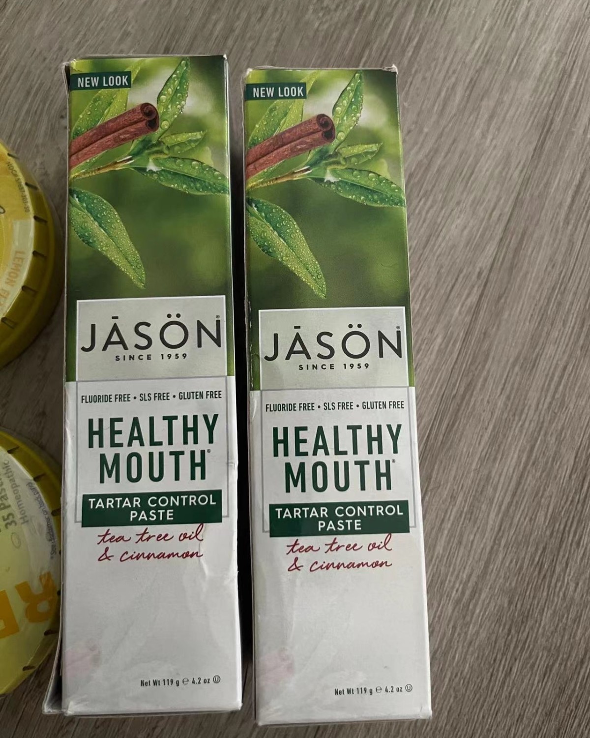 的牙膏，美国著名有机品牌，成分天然，孕妇儿童都可以用，泡沫算
