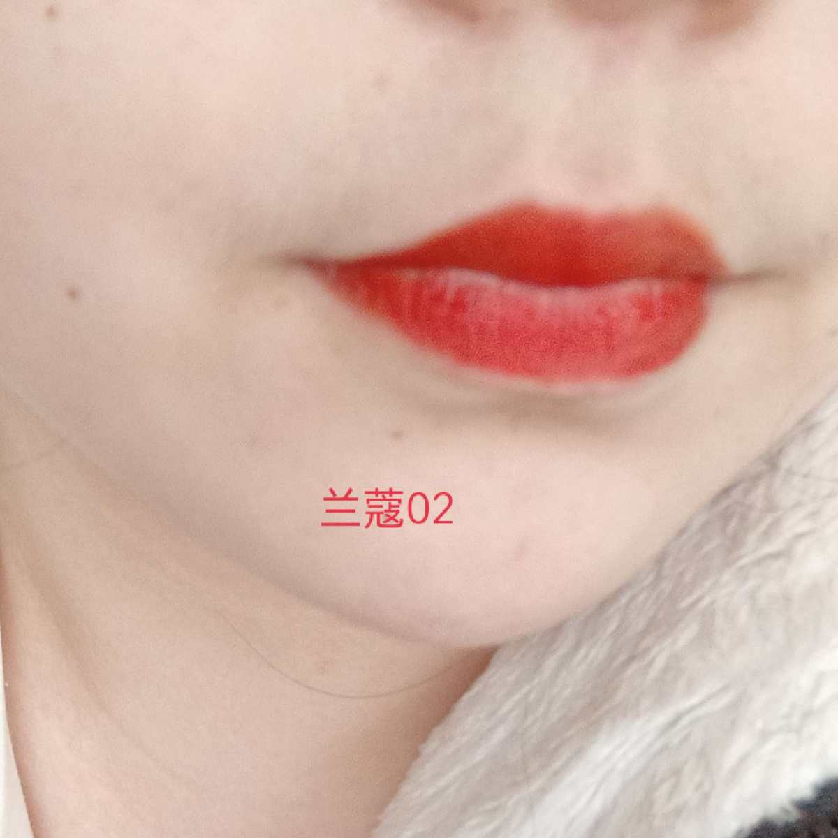 顺序和品牌和色号是 ①UKISS 08      ②欧莱雅M