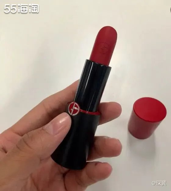 阿玛尼已经成为在美国销量最大的欧洲设计师品牌，阿玛尼旗下的护