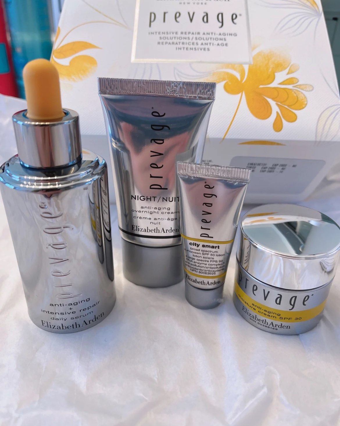 🌻雅顿橘灿系列产品大家族，统统含有艾地苯，从此抗氧化不再是