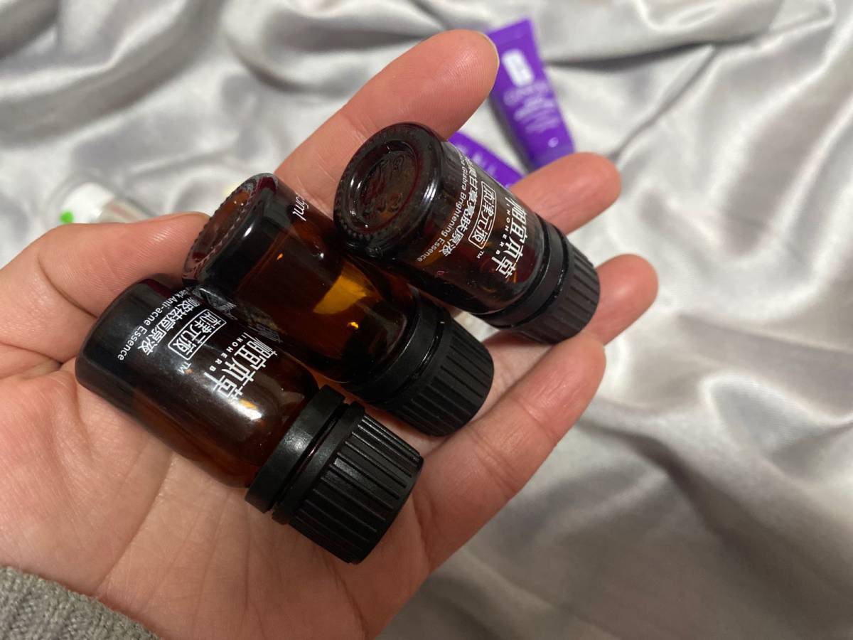 👏相宜本草白柳皮原液，好用的国产小众精华  〰️用惯了各种