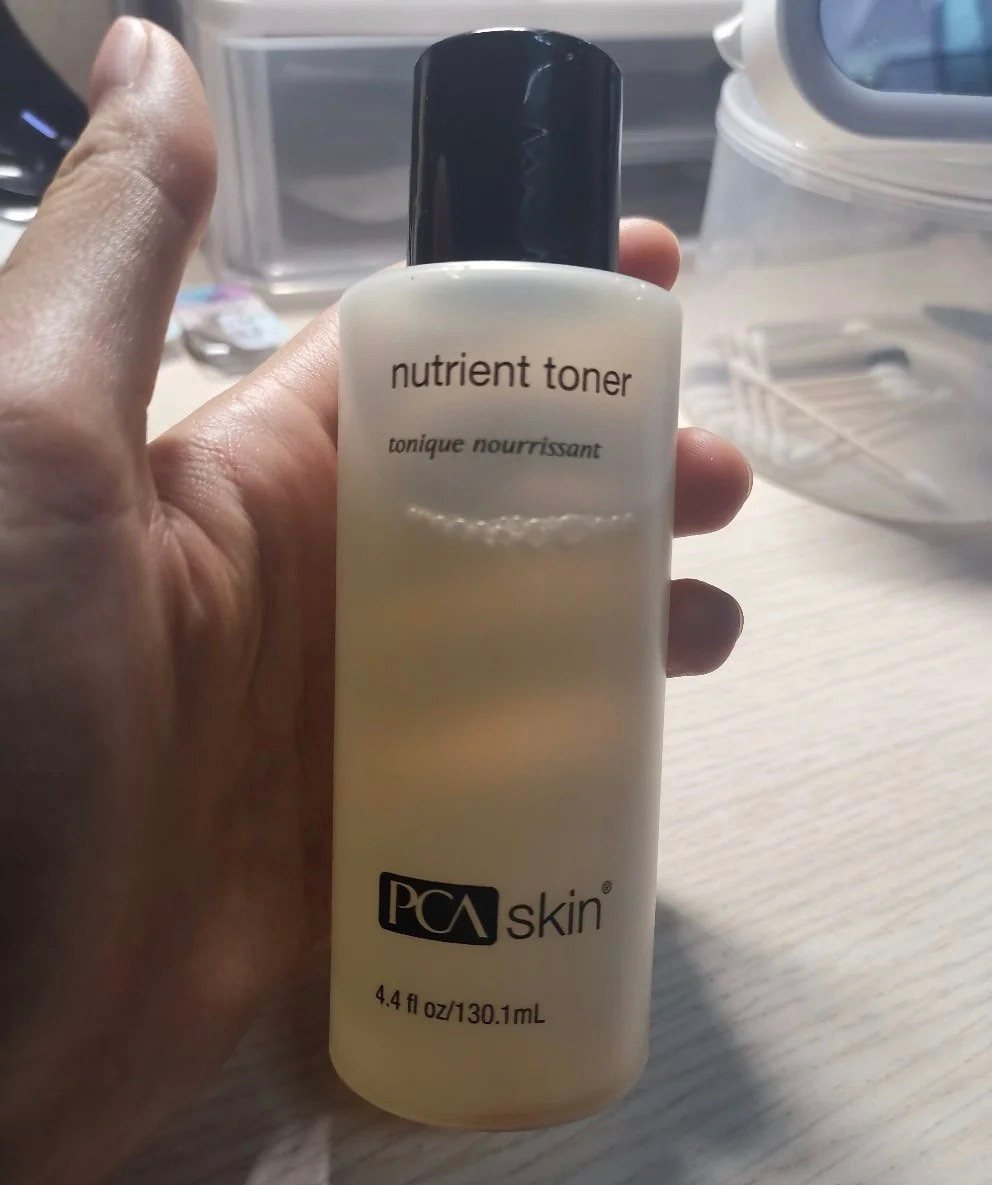 今天虽然没买到Pat的眼影，但还是发了发广告，这时有人微信跟