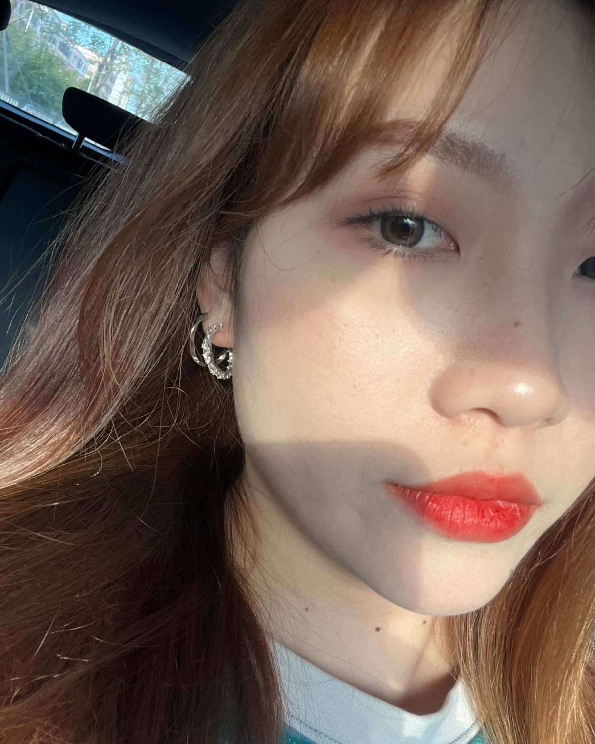 今年情人节男票送的🎁，不得不说，405番茄红真的很绝啊啊啊