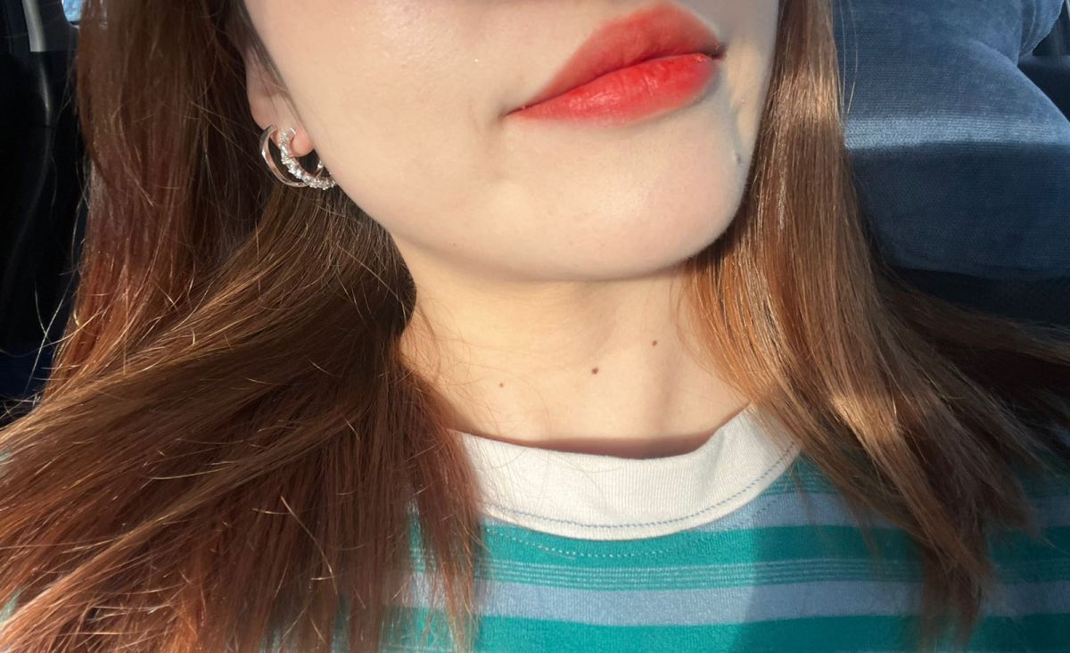 今年情人节男票送的🎁，不得不说，405番茄红真的很绝啊啊啊