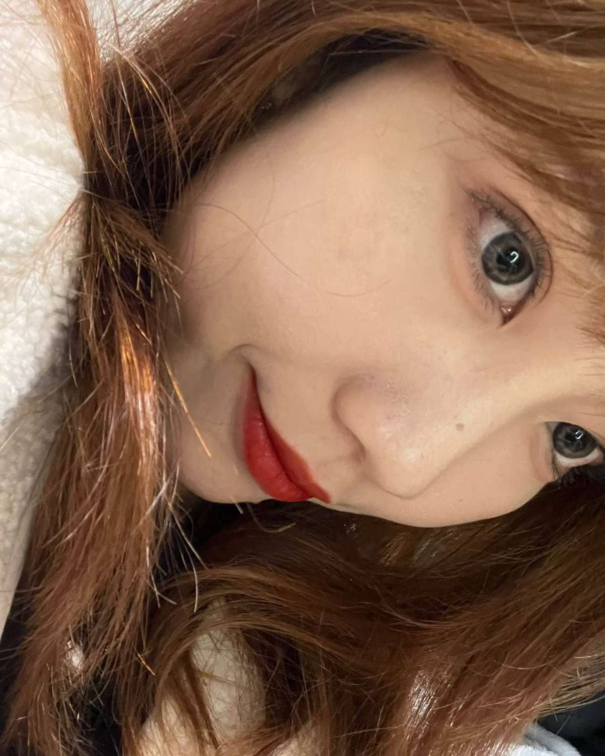 今年情人节男票送的🎁，不得不说，405番茄红真的很绝啊啊啊