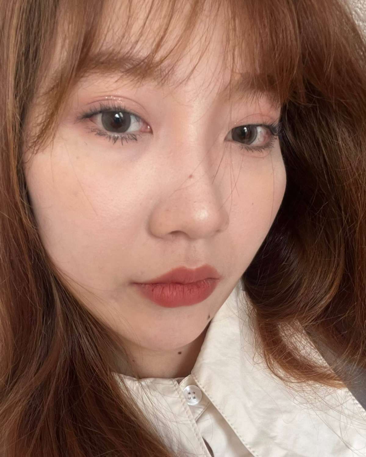 今日分享国货唇釉： 1⃣️号选手荔萌SS01 坚果小咖  可