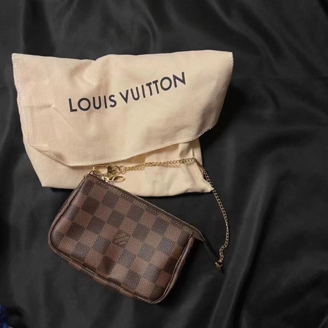 国内现货  LV小麻将包棋盘格   带票好价💰4xxx  