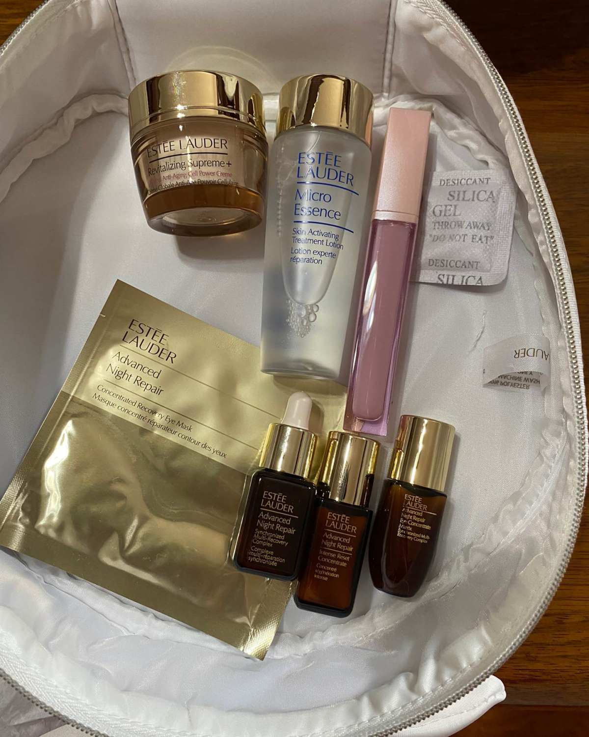 这次 168美中转运 订单一共分了三个包裹，还有一个没有运单