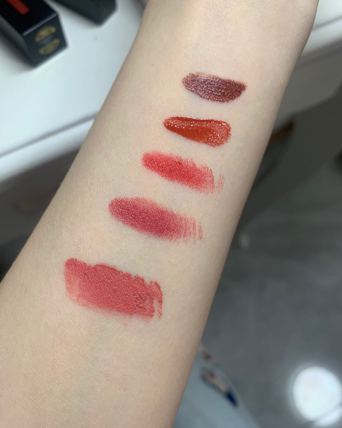分享我喜欢的几款口红💄 🔅图一：YSL416  这是我除