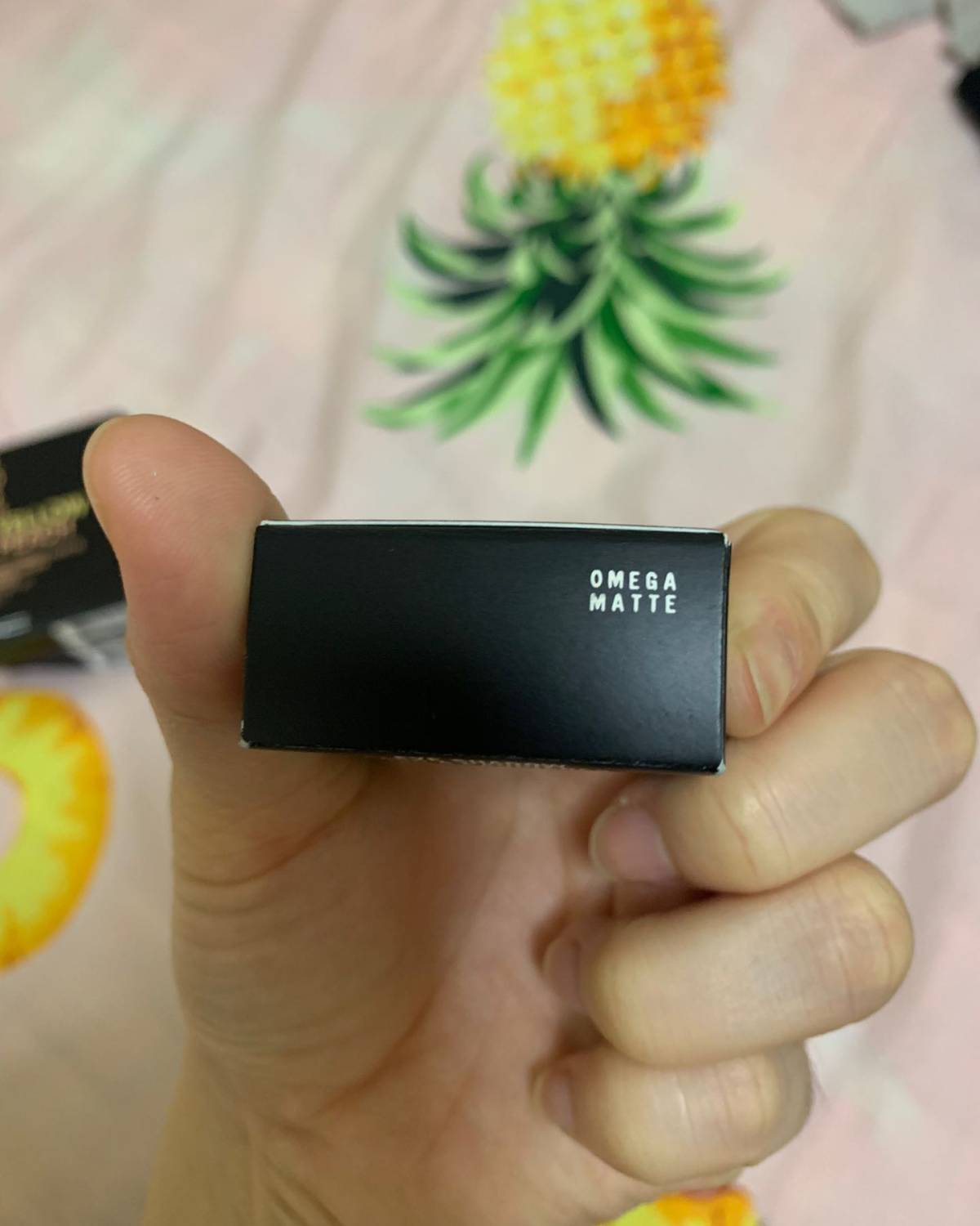 medium色号，比较适合小麦肤色、欧美妆容、修容调色都可以