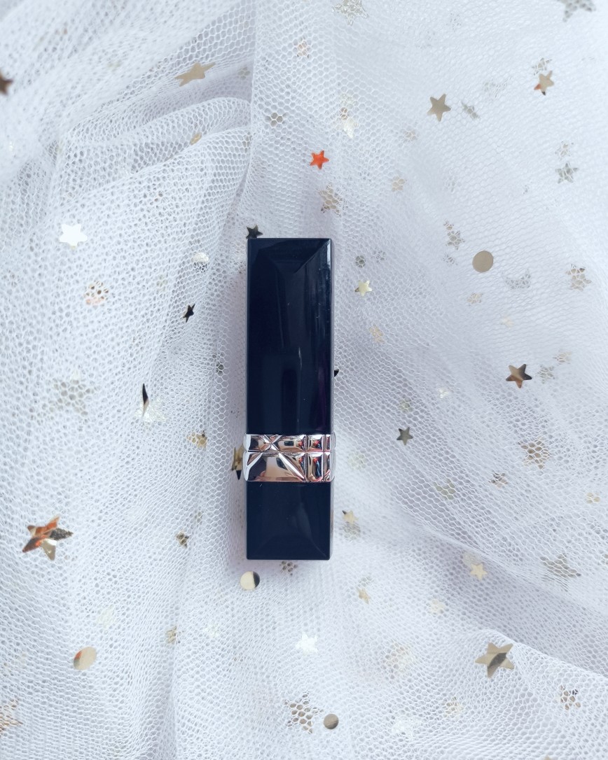 ✅今日打卡口红: dior555  ✅购买渠道: 丝芙兰、N