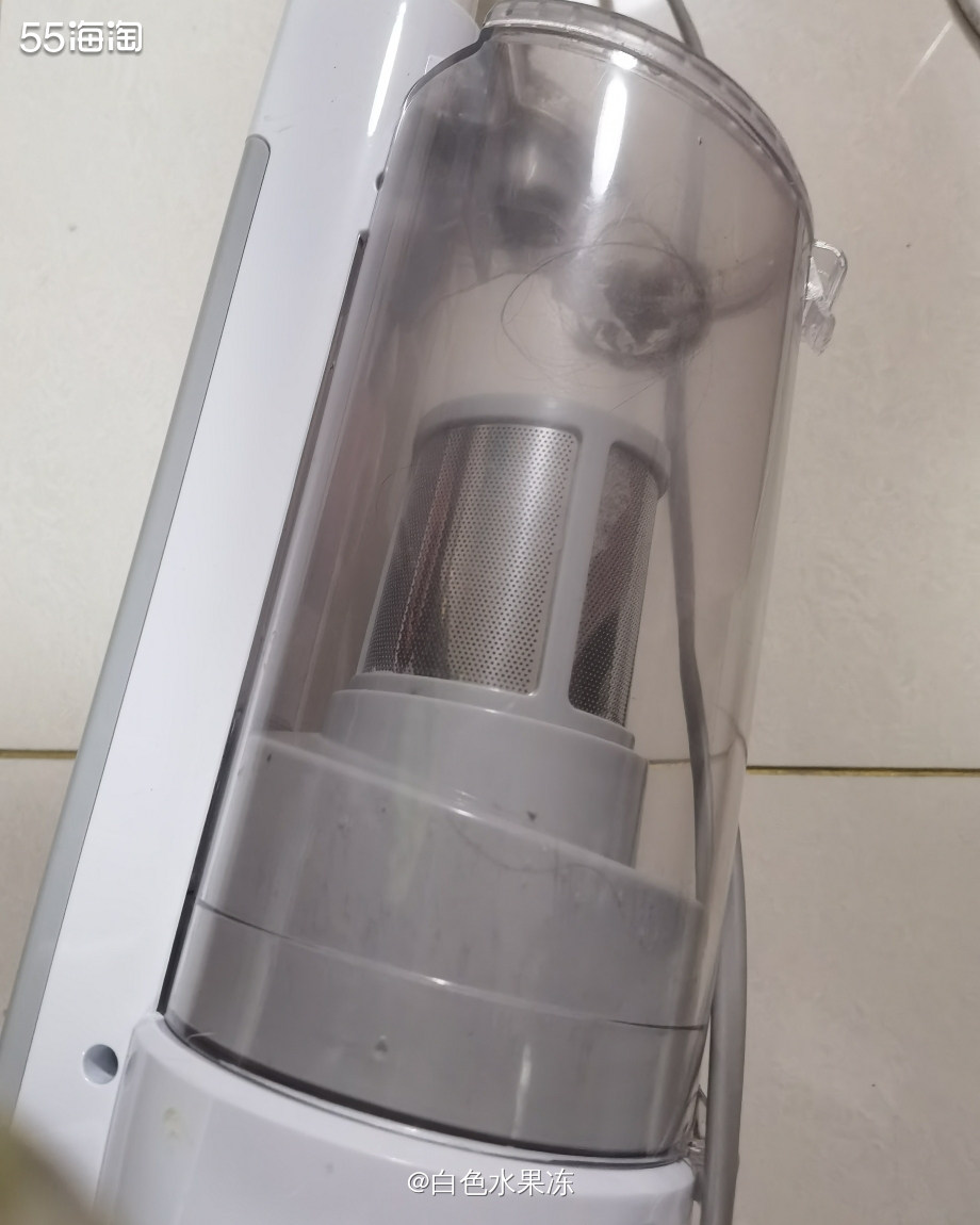 1.好物分享这个吸尘器是我过年前买的，用到现在已经有好几个月