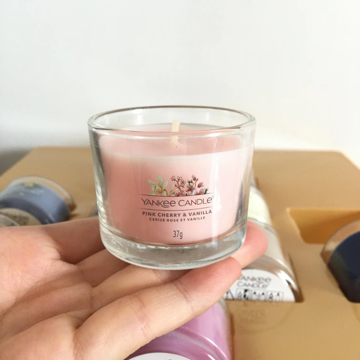 Hello，今天我又来分享一款珍藏的冷门小众香薰蜡烛~ 产品
