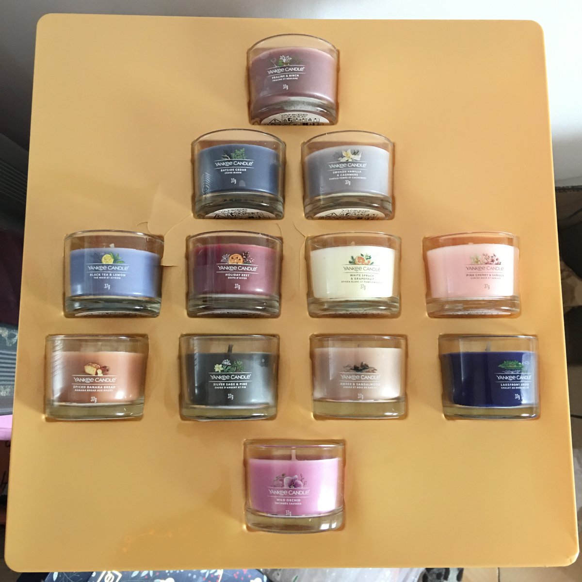 Hello，今天我又来分享一款珍藏的冷门小众香薰蜡烛~ 产品