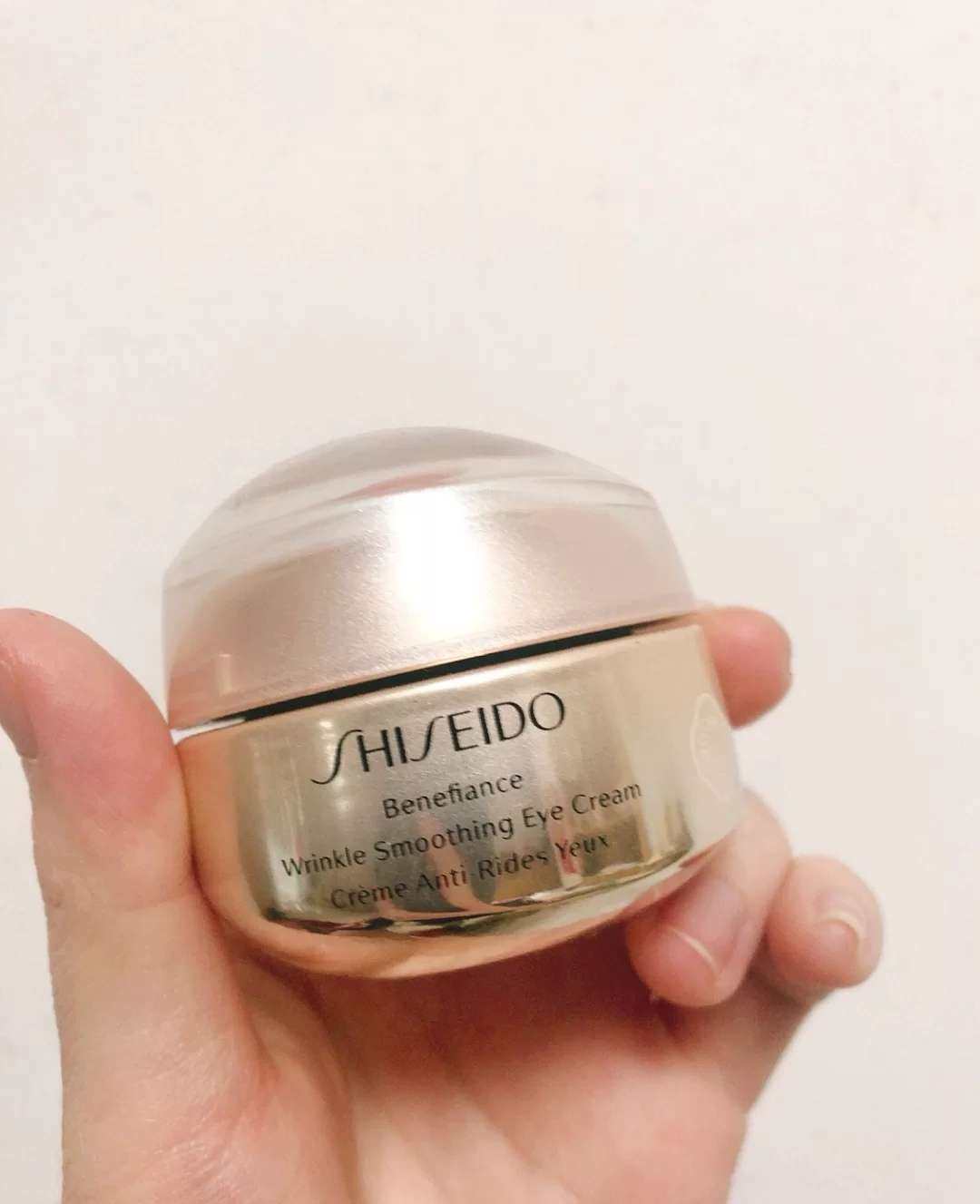 大概四月一号都买了香奈儿吧，实在是怕断货，所以第一天就冲了一