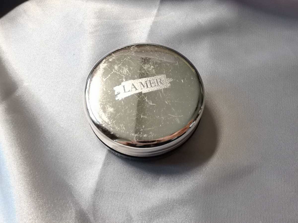 ✅ZERO最爱的唇膏是啥呢？当然是腊梅唇膏啊，必须是NO.1