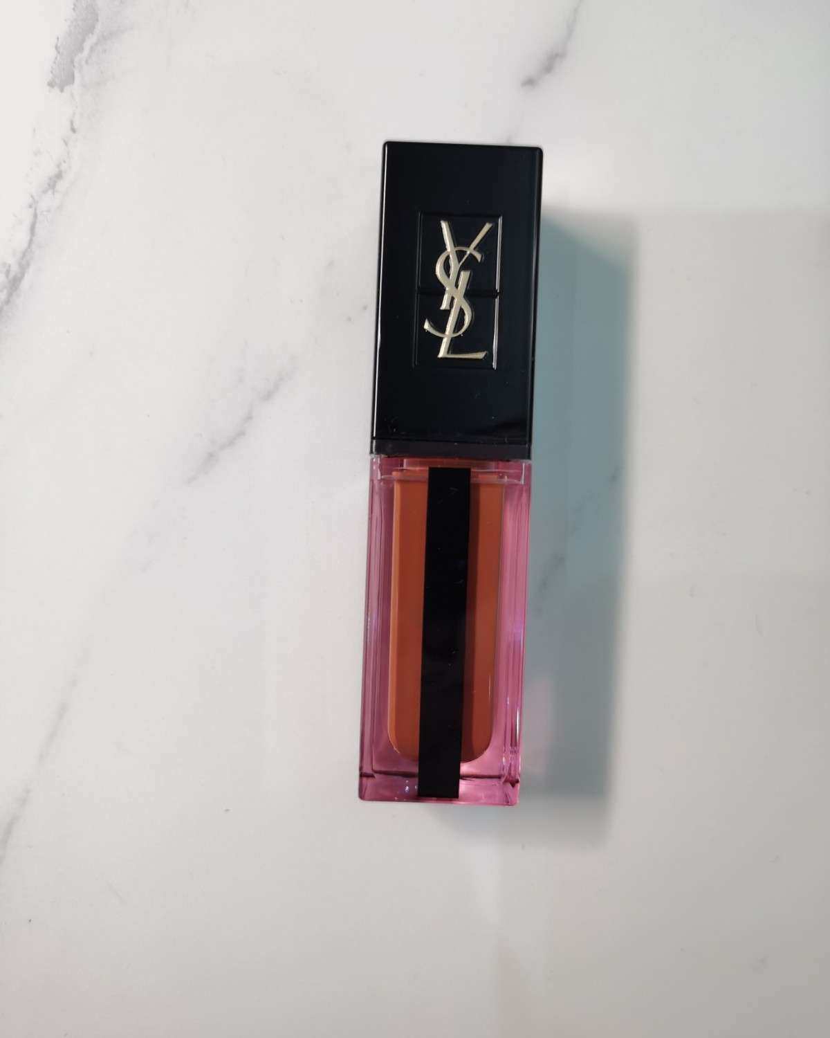 ✅唇釉里面我最爱的当属奶茶色，真的是怎么涂怎么好看。YSL6