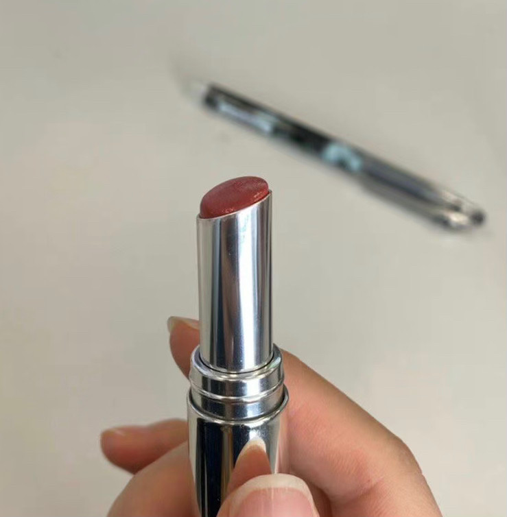 🌟Dior524像一个温柔的小姑娘，舍友说这是绿茶装嗲可爱