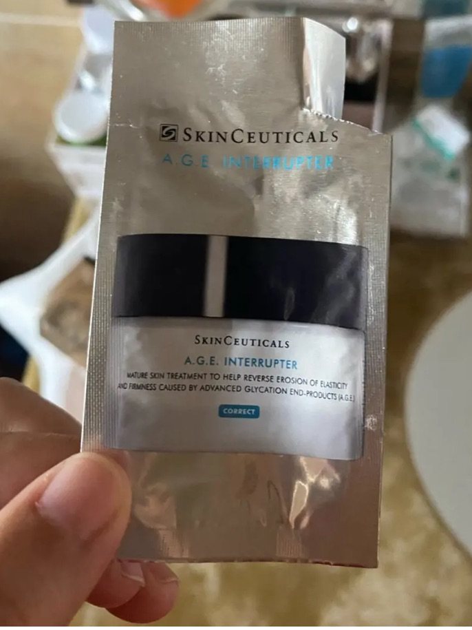 这款面霜在修丽可官网和skinstore都可以买，不打折是不