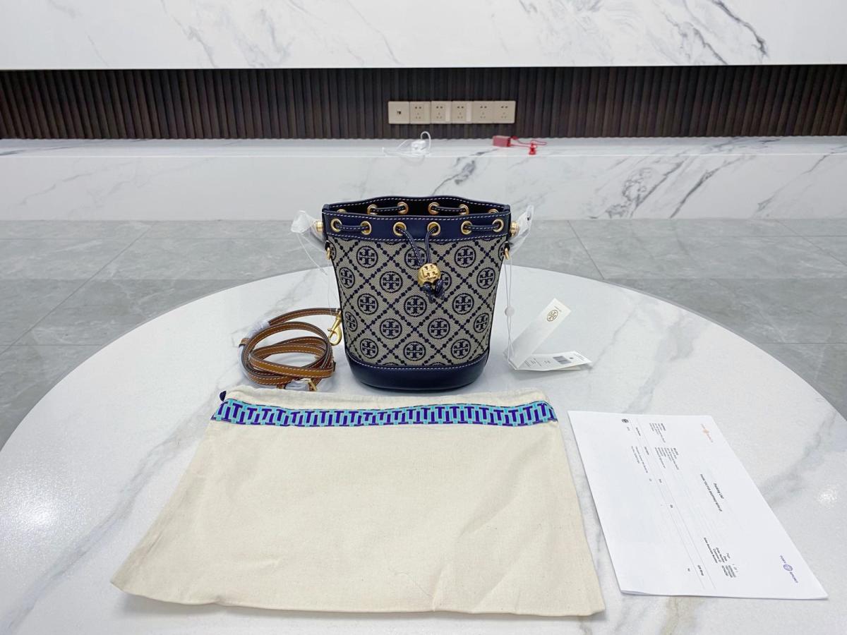 🌟前段时间Tory Burch美国官网有7折活动，棕色老花