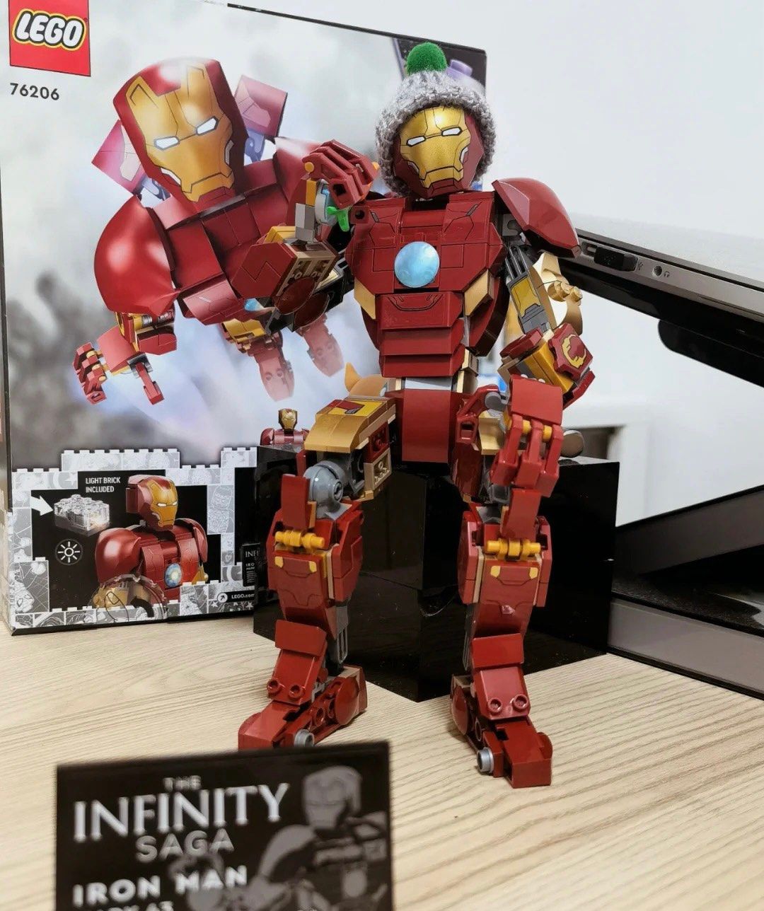 LEGO系列产品～钢铁侠&灭霸手套，还有Q版钢铁侠手办 💥