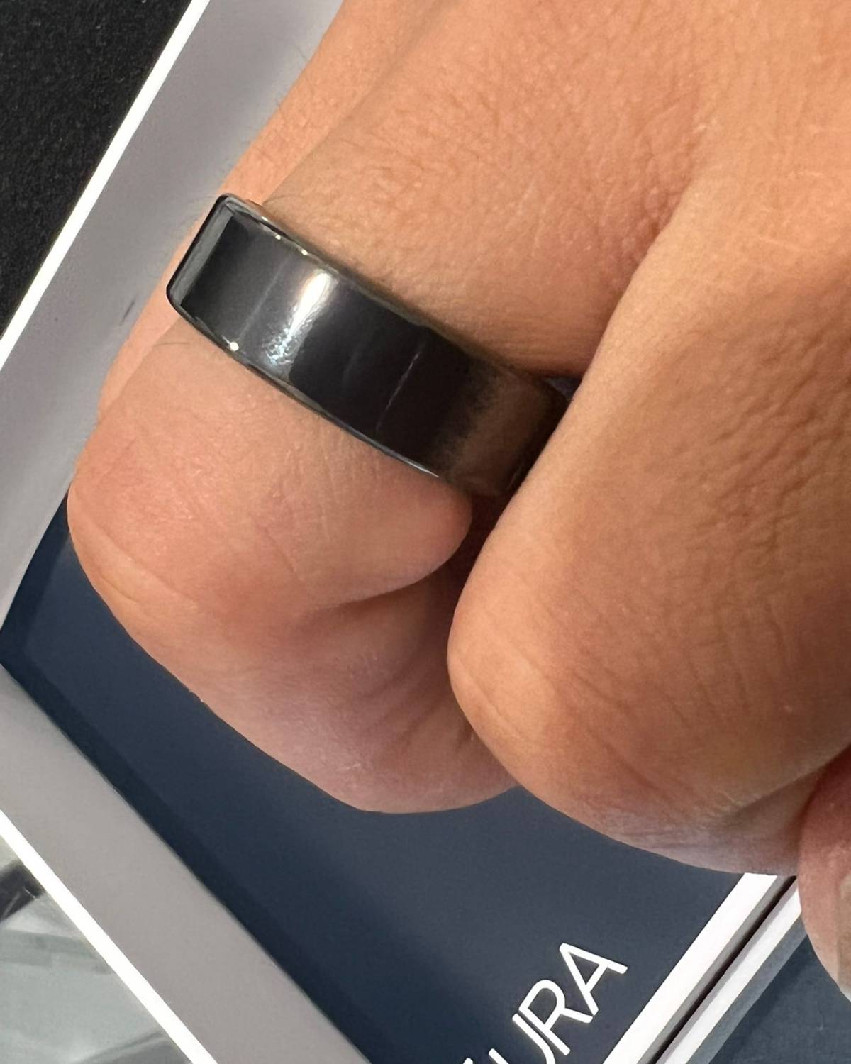 总在想弄个什么睡眠监测+活动监测的设备，虽然有了apple 