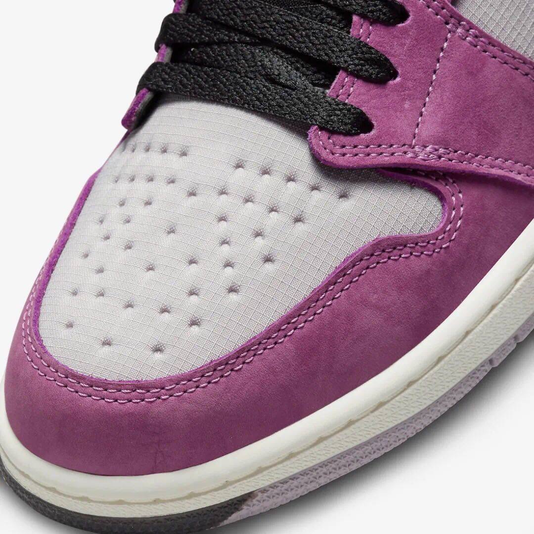 Nike又别出心裁，新推出一款浆果配色的AJ1 GTX，而且