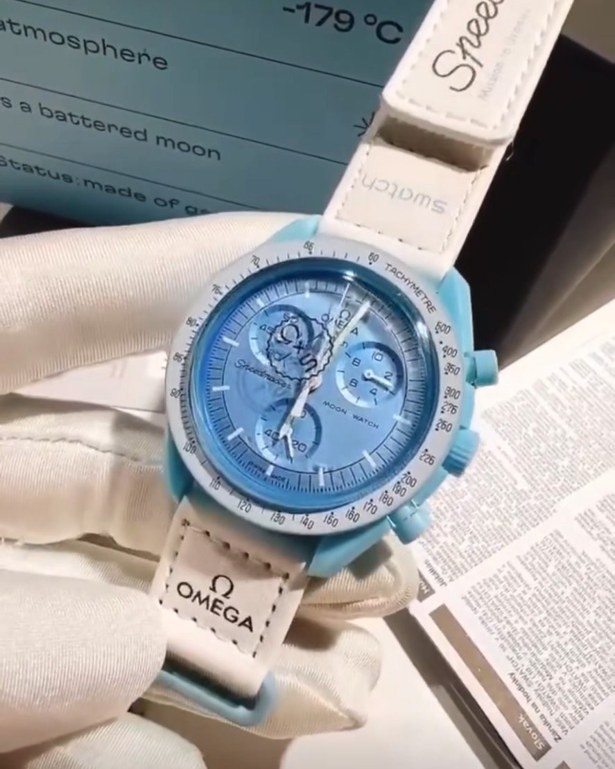 ✅OmegaSwatch的MoonSwatch系列在Stoc
