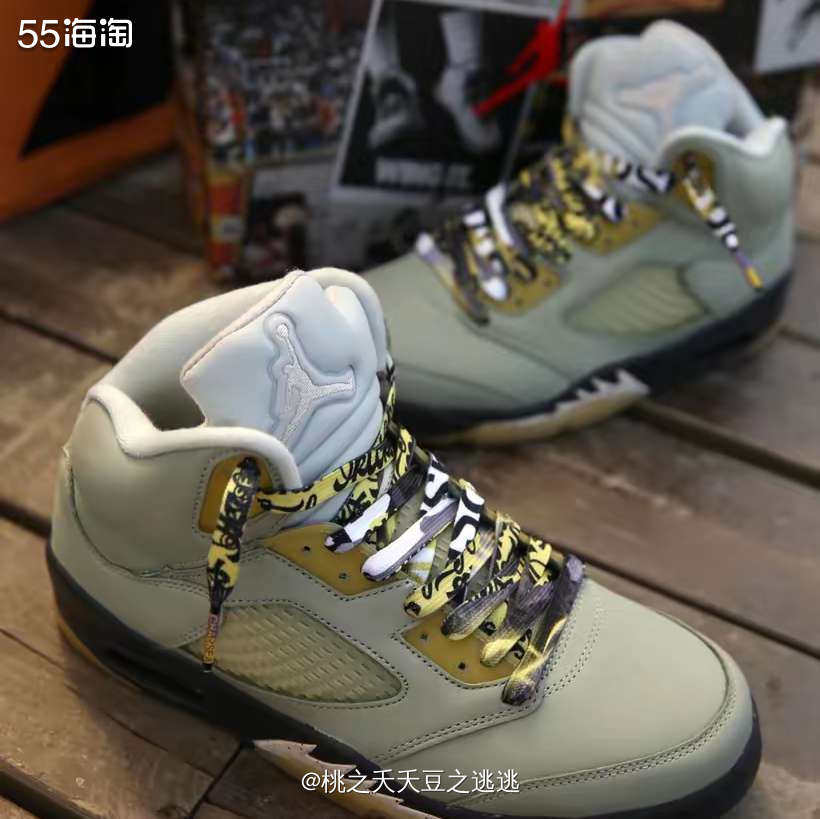 试问哪个男孩子不想有一双自己的AJ呢？这款AJ5“翡翠地平线