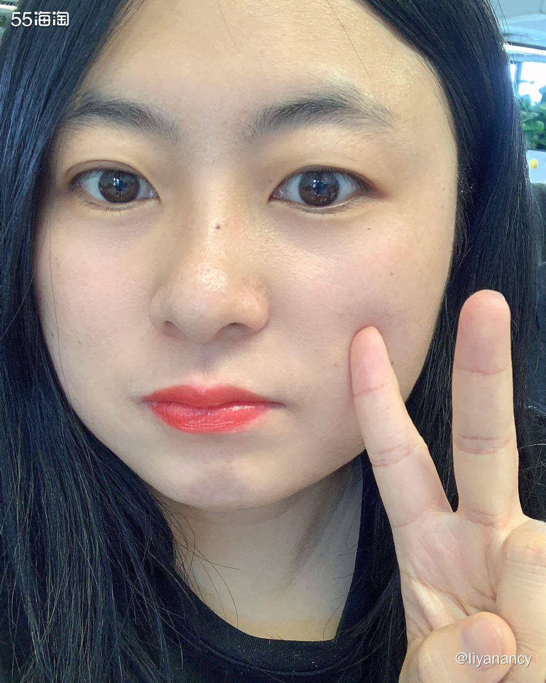 ✨色号：香奈儿56号唇膏  ✨显色度：显色，好涂  ✨滋润度