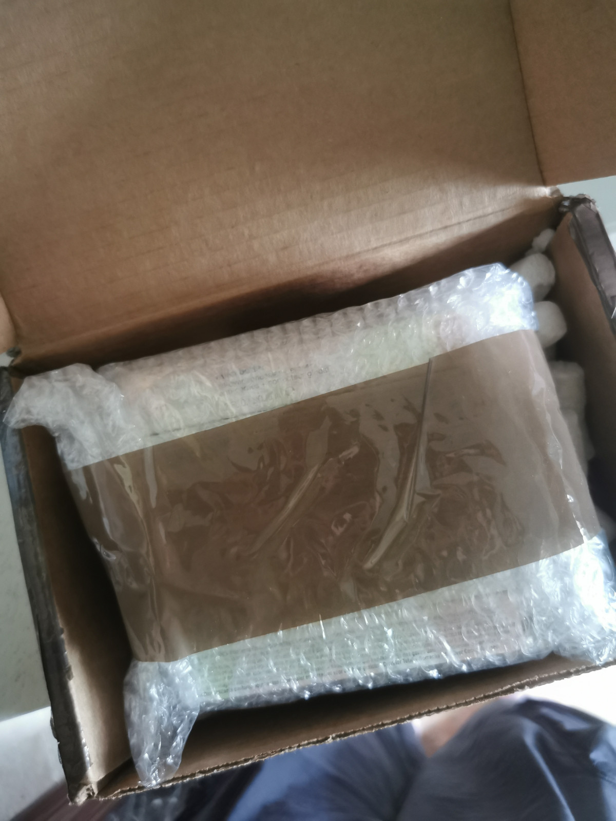 最近到的都是雅诗兰黛的~  商品明细:雅诗兰黛套装+赠品 购