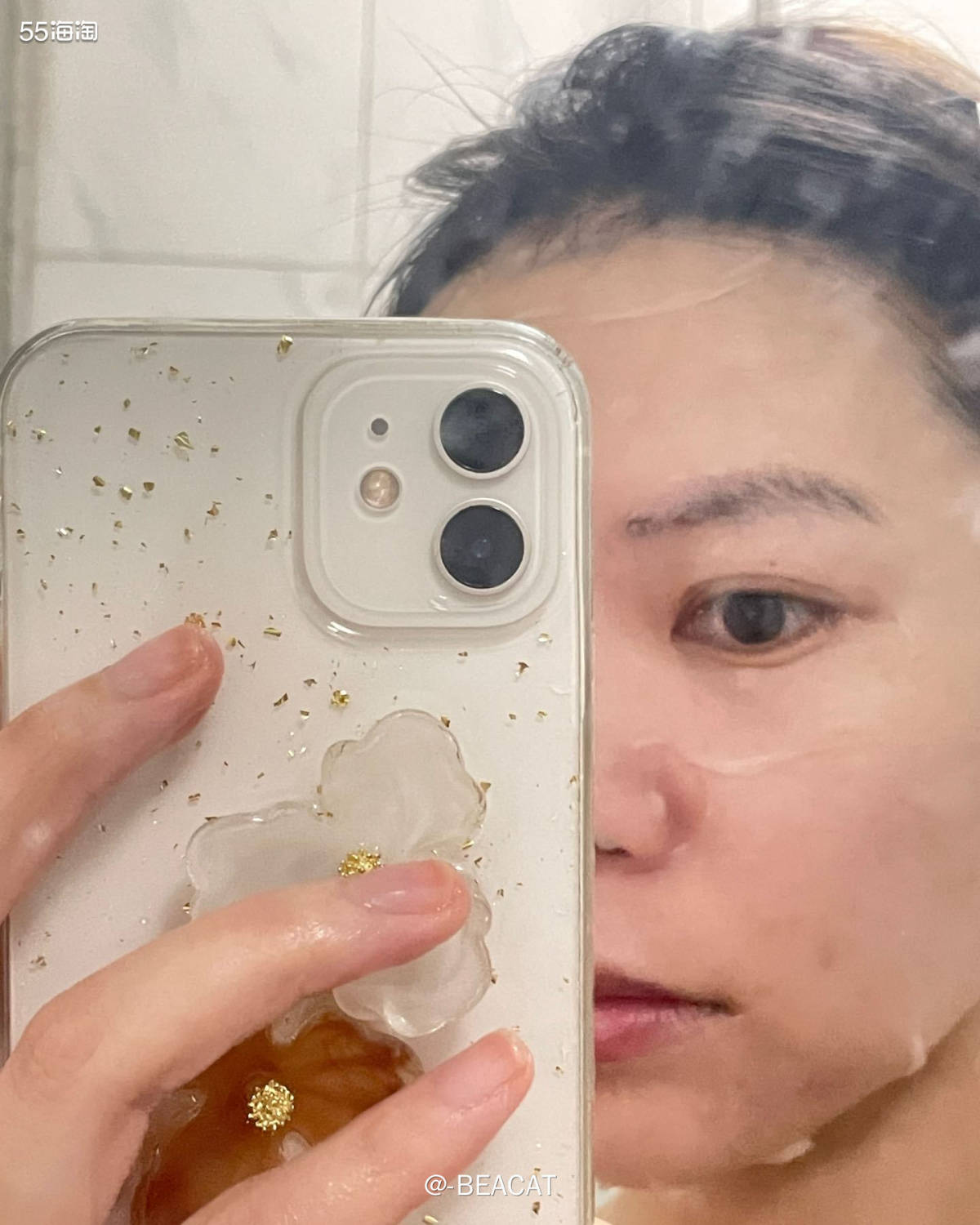 第二天面膜打卡依旧是绽妍面膜，膜布超级薄，巨贴合面部，精华液