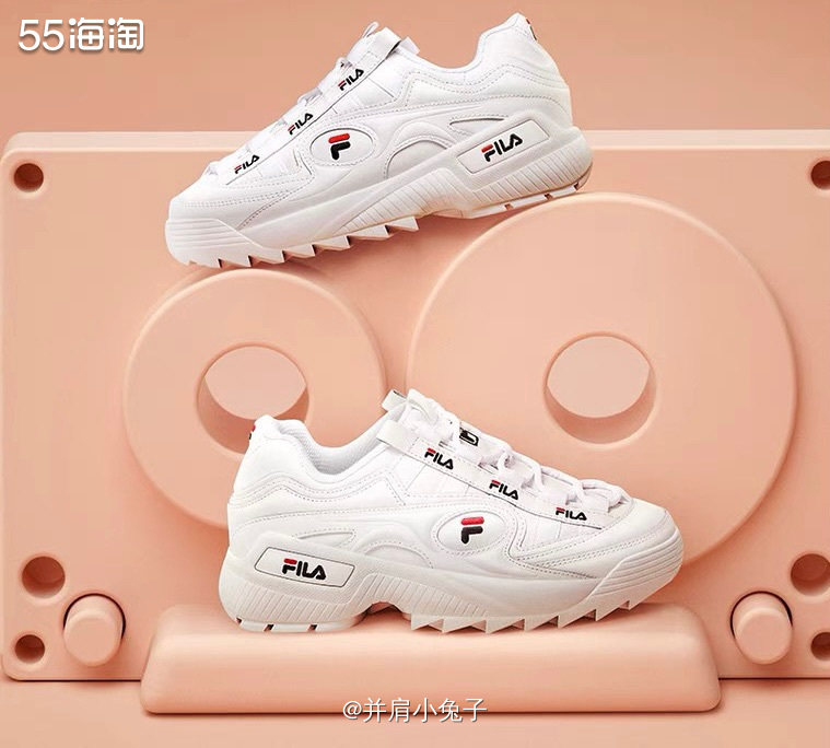 说起买运动鞋可能还是阿迪耐克买的多一些，但是这几年确实也看腻