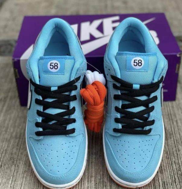 Nike dunk一直都很受欢迎，特别是到了夏天，价格就是一