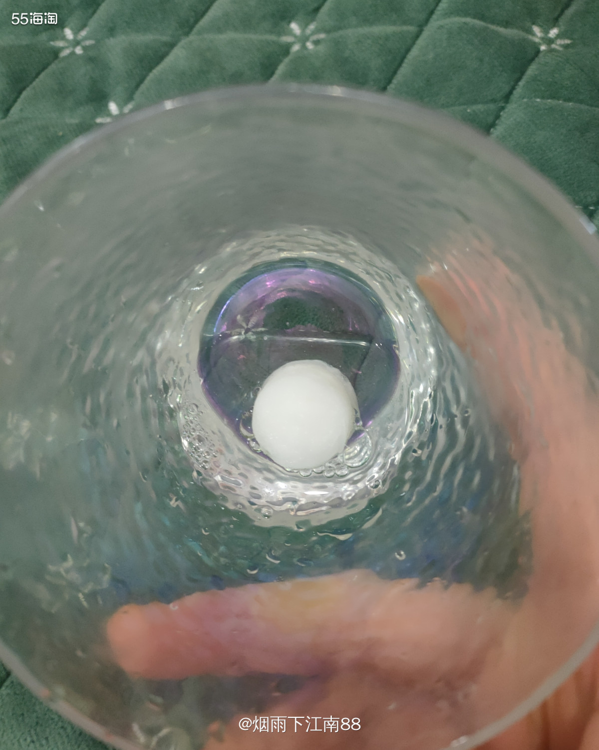 今天面膜打卡是自制雅诗兰黛原生液水膜，雅诗兰黛原生液是雅诗兰